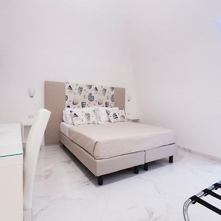 Holiday Sorrento Center Bagian luar foto